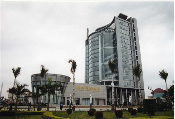 珠海報業(yè)新媒體大廈.jpg